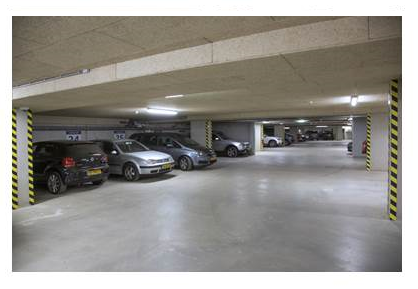 Eigen parkeergarage